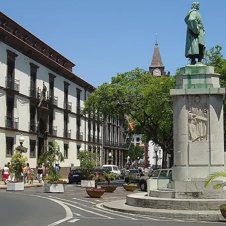 La Vie Funchal *